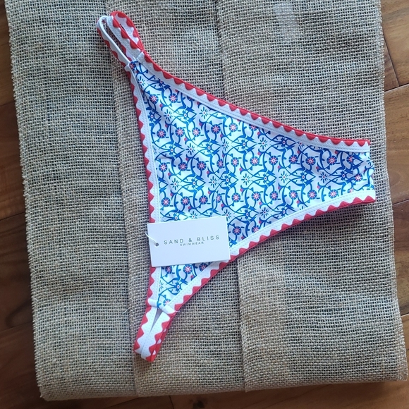 SAND AND BLISS RED, WHITE AND BLUE HIGH CUT BIKINI SIZE L NWT - Picture 4 of 5